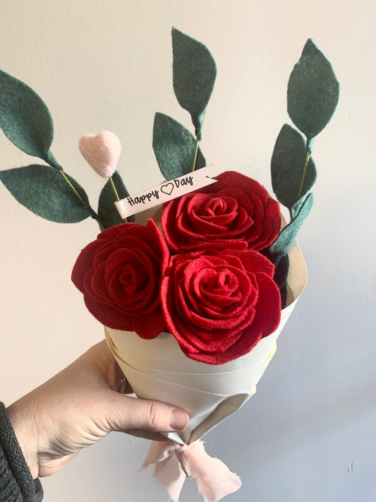 Valentine's Day Red Rose Felt Flower Bouquet